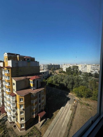 Продам квартиру в новобудові біля нового дитсадка - фото 1