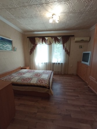 Продам 3 комнатную квартиру - фото 1