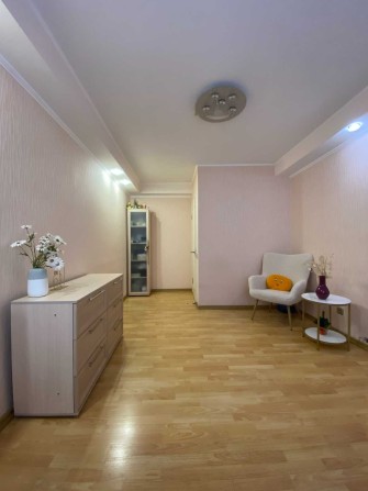 Продаж 3 кімнатної квартири БЕЗ КОМІСІЇ, Малий ринок (212-952-005) - фото 1