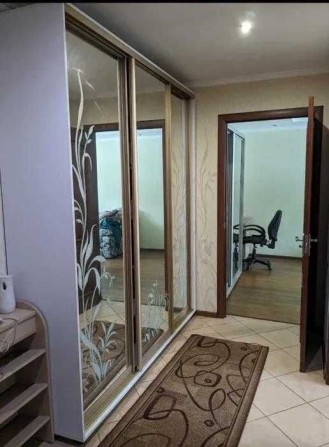 Продам 2 к. квартиру ул. 23 Августа, раздельные комнаты. К/т Довженко - фото 1