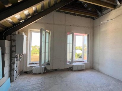 Продам з газом квартиру в будинку на 9 ст. Б. Фонтану Приморський район Одеса