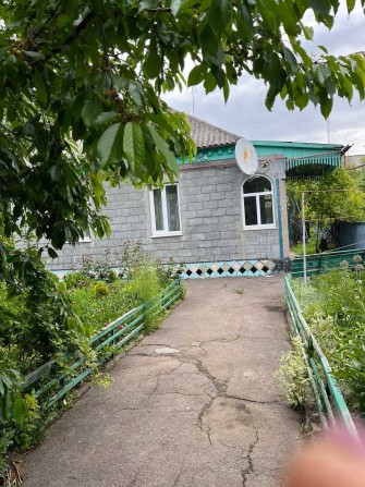 Продам дом центр Таромского, рядом с 123 школой и 12 Больницей - фото 1