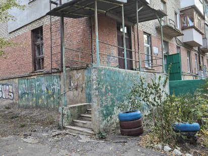 Продам помещение 1065м2 в городе Луганск квартал Шевченко Луганск