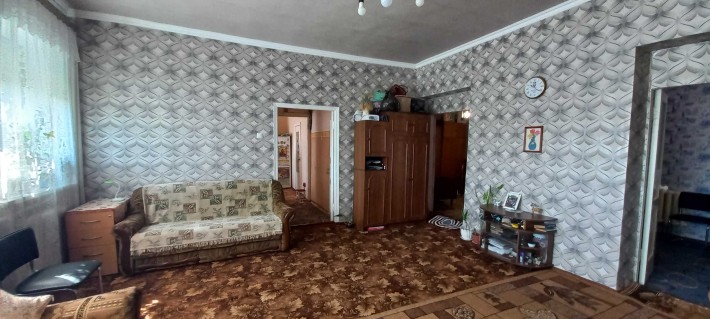 Продаж 3 кім. квартири в центрі Яготина поряд з озером. 81 кв.м. - фото 1