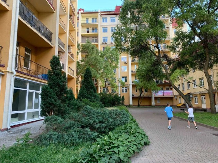 1к квартира з ремонтом ЖК Чайка. 67м2. - фото 1