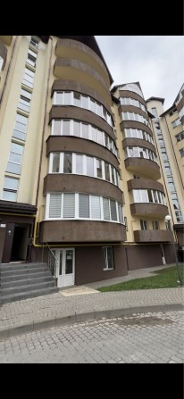 Продаж квартири у місті Городок - фото 1