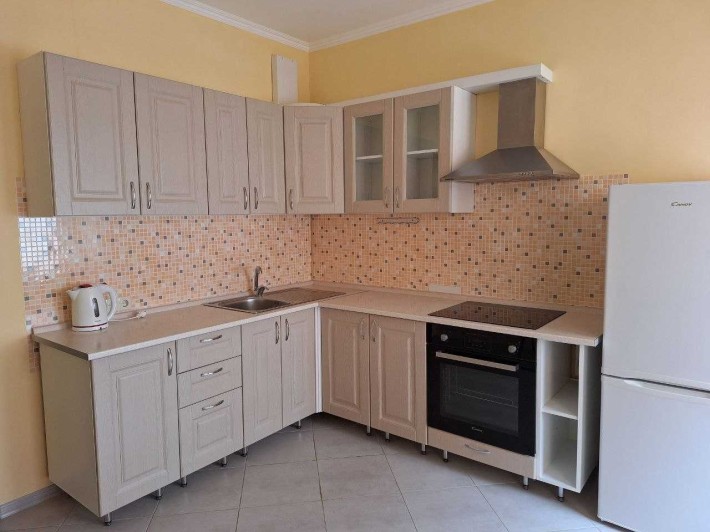 Продам квартиру на Таирова, ЖК Радужный - фото 1