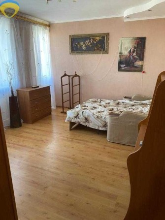 Продам квартиру з АГВ та двома балконами,гараж.смт Таїрова/Сухий Лиман - фото 1