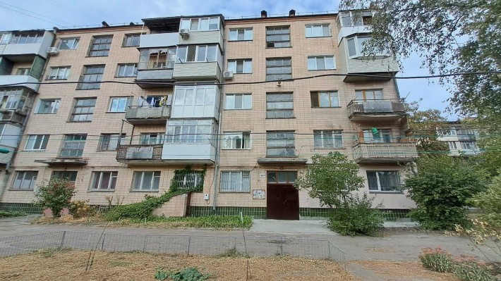 Продаж 2 кімнатної квартири  зеленій зоні - фото 1