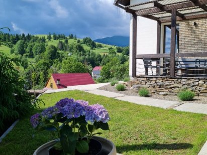 Відпочинок в Карпатах з чаном Пилипец