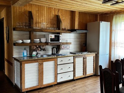 Відпочинок у садибі в Буковелі,довгострокова оренда Поляниця