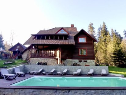 Колоритне шале з теплим басейном на 14-16 чол. Буковель Поляниця