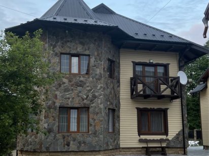 Отдых в Карпатах. Відпочинок в Карпатах  з басейном. Дом в Карпатах Микуличин