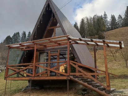 Здається подобово будинок  в Карпатах смт. Верховина "Садиба Лілея" Верховина