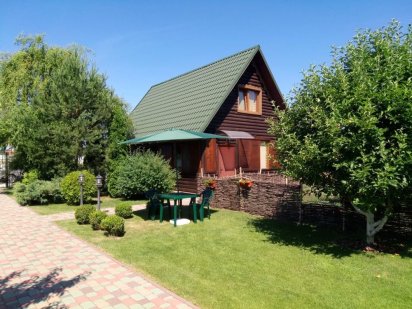 Подобово Коттедж з басейном Подгорцы