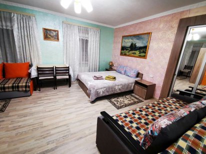 Подобова оренда житла в Яготині, усі зручності, поруч з вокзалом Яготин