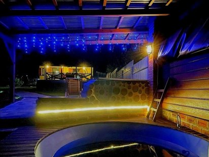 ХАТКА над озером/ Басейн /ЧАН-сауна/відпочинок будинок подобова оренда Моршин