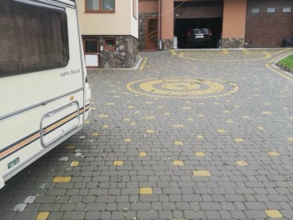 Будинок  квартира житло подобово