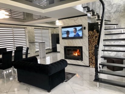 Відпочинок в Карпатах з басейном котедж RELAX HOME Мигово