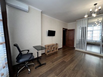 Жк Львівський .Здам квартиру подобово Петропавловская Борщаговка