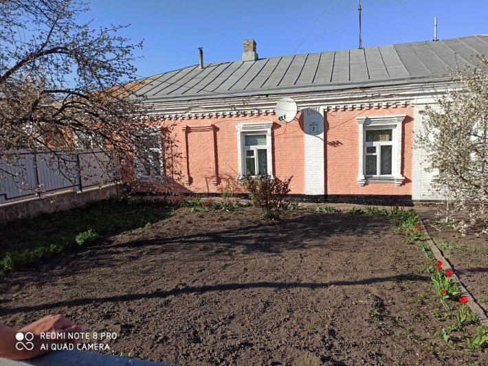 продам квартиру в трьох квартирному будинку - фото 1