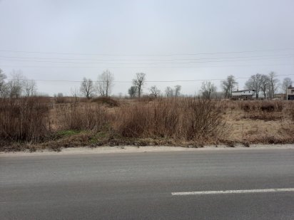 Земельна ділянка під забудову.