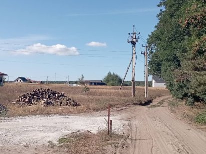 Лютіж під лісом 12 соток під забудову