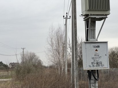 Приуч зем 8с Пуховка начало села свет соседи новый масив