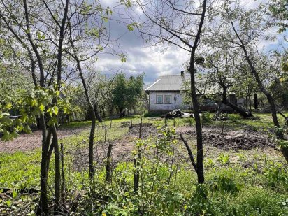 Продам ділянку з будинком в с. Старі Петрівці (Вишгородський р-н).