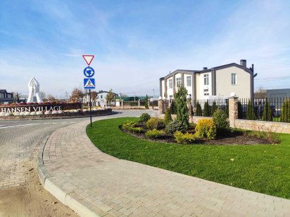 Тарасівка (передмістя Києва) ділянка 125 соток, забудова