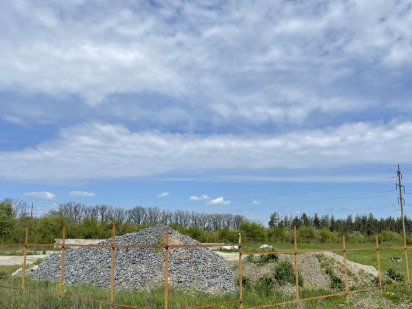 Продам власну 45,21 сот. земельну ділянку , підключено 50кВт електр.