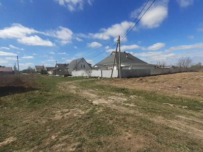 Продам ділянку в с. Требухів вул.Богдана Хмельницького 63