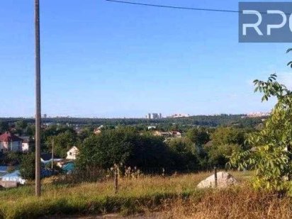 Продається земельна ділянка з гарним краєвидом у с. Хотів. Хотов