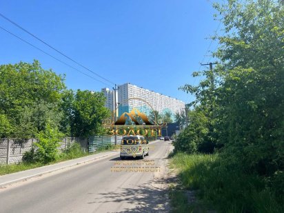 Гатне 20 соток з будинком 100 кв.,електрика є,газ по вулиці,септик Чайки