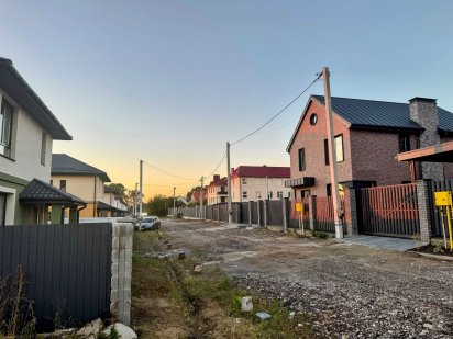 Кутова ділянка в елітному районі с. Шевченково (Білогородка)