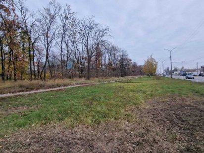 Продаж фасадної земельної ділянки 1 га Шкаровка