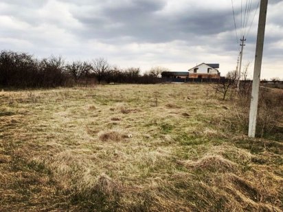 Участок пятнадцать соток.