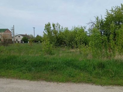 Продам земельну ділянку  15 соток