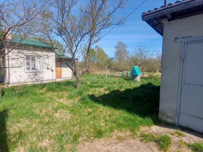 Продаж ділянка будинок в с.Конопниця без комісії власник