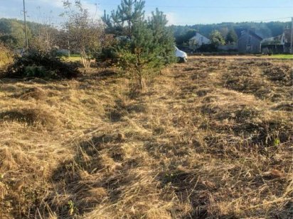 Продається земельна ділянка 17 сотиків під забудову с. Конопниця.