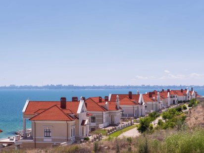 Участки в Одессе на берегу моря в элитном коттеджном поселке Крижанівка