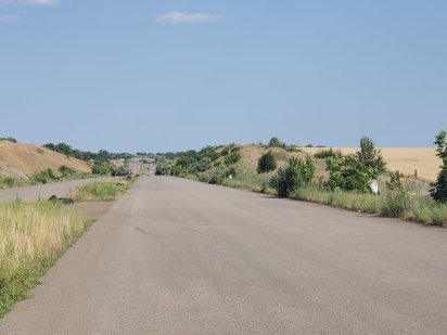 Продам участок сельхоз пай 4га. Авангард 7 км  Пром рынок. Новая трасс Авангард