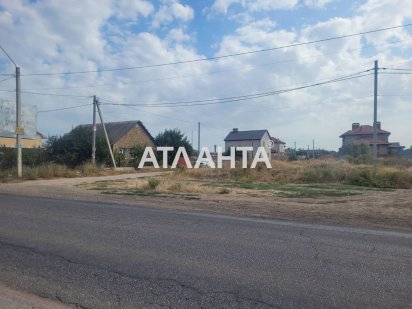 фасадный участок в лесках