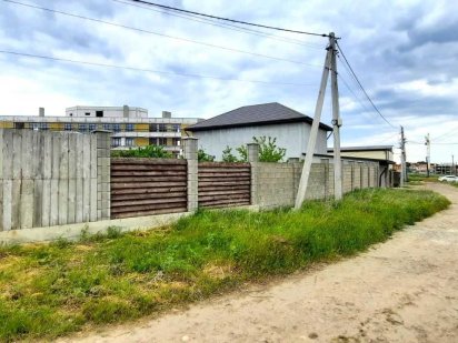 Участок  правильной формы по ул.Кипарисовая, Лески Ліски