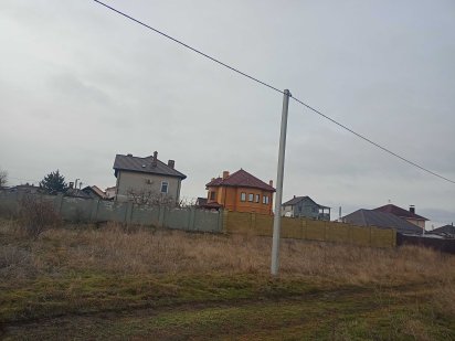 Участок с широким фасадом в Лесках Ліски