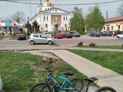 Участок 6т Великодолинское, центр посёлка