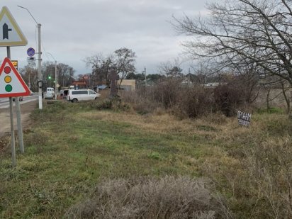 Фасадный участок ( земля ) Большая Долина продам