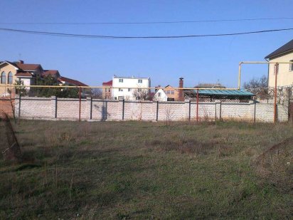 Фасадный участок в Лесках Ліски