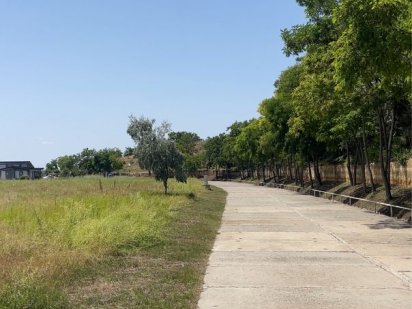 Продам участок в элитном кооперативе у моря Ліски