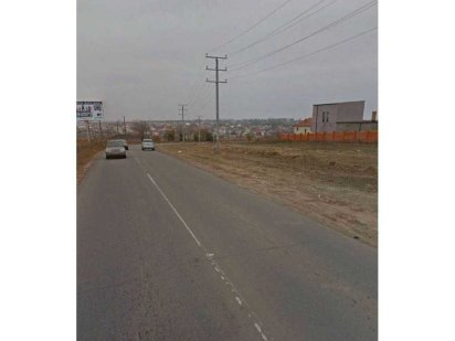 Фасадный участок в Совиньоне, Чудо-мир, коммерческое назначение